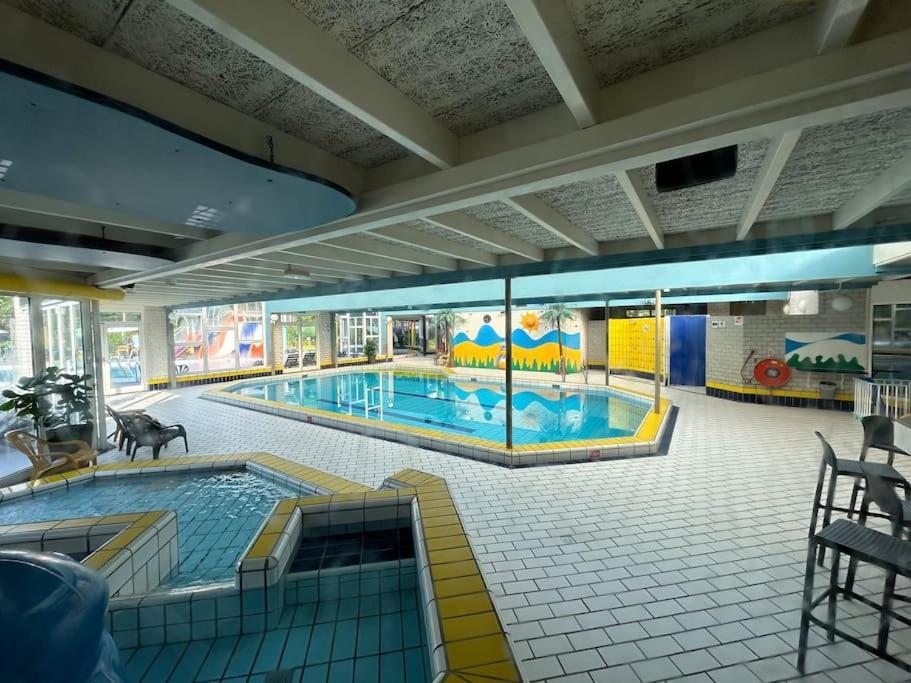 Houten Chalet Op 5 Sterren Park Met Zwembad Ermelo Buitenkant foto